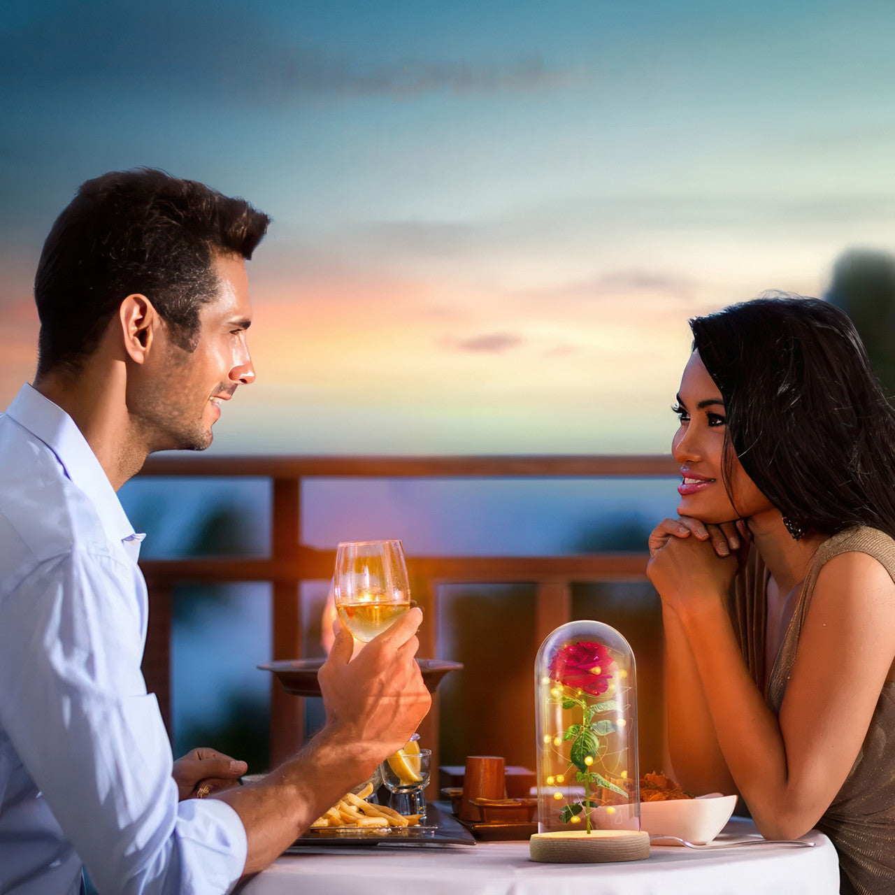 Нічник Троянда в колбі з LED підсвічуванням (20 см червона з білою дерев'яною підставкою)